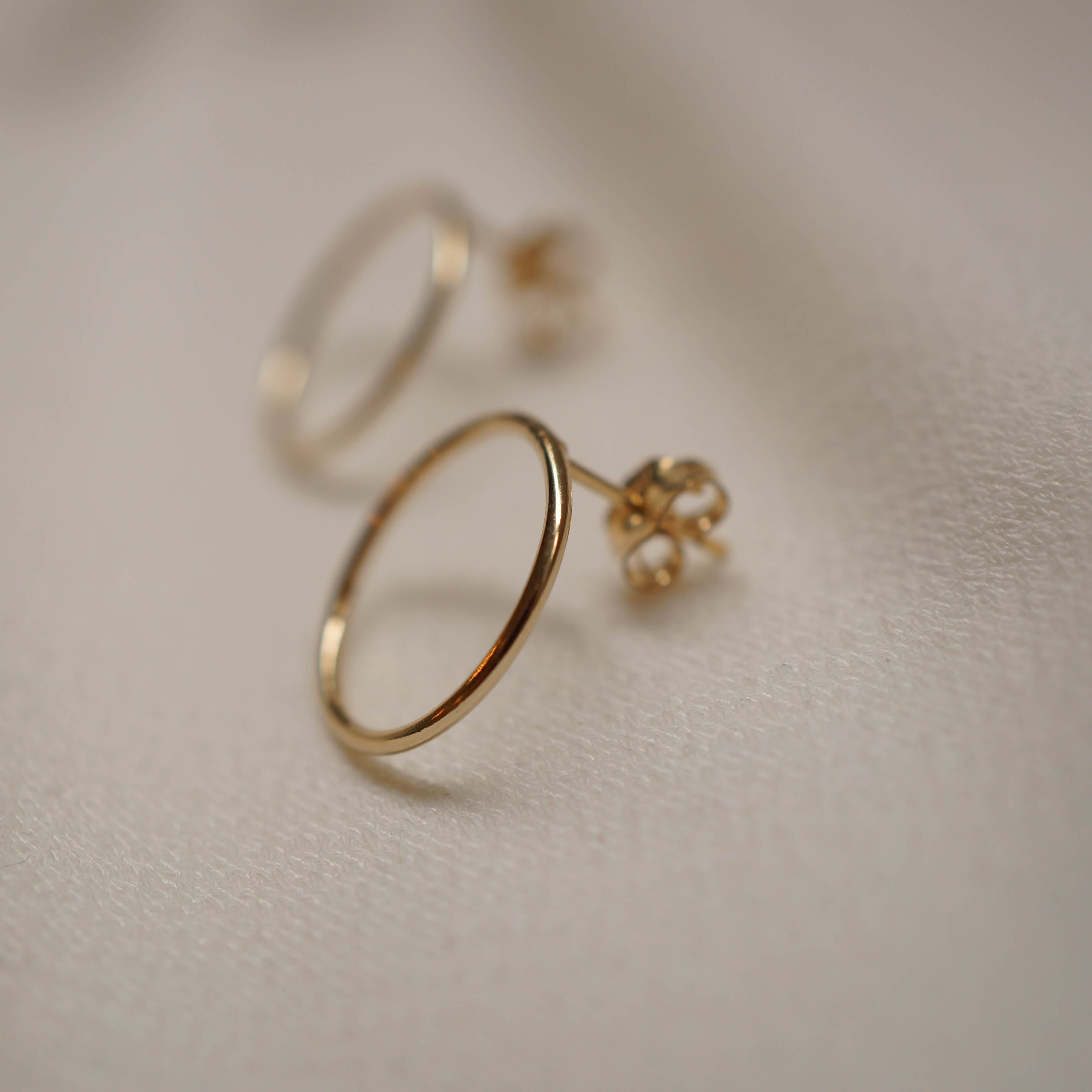 Mabel Circle Stud Earrings