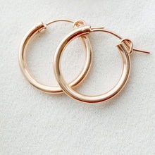 Load image into Gallery viewer, Rose Gold Hoop Earrings (Verra)