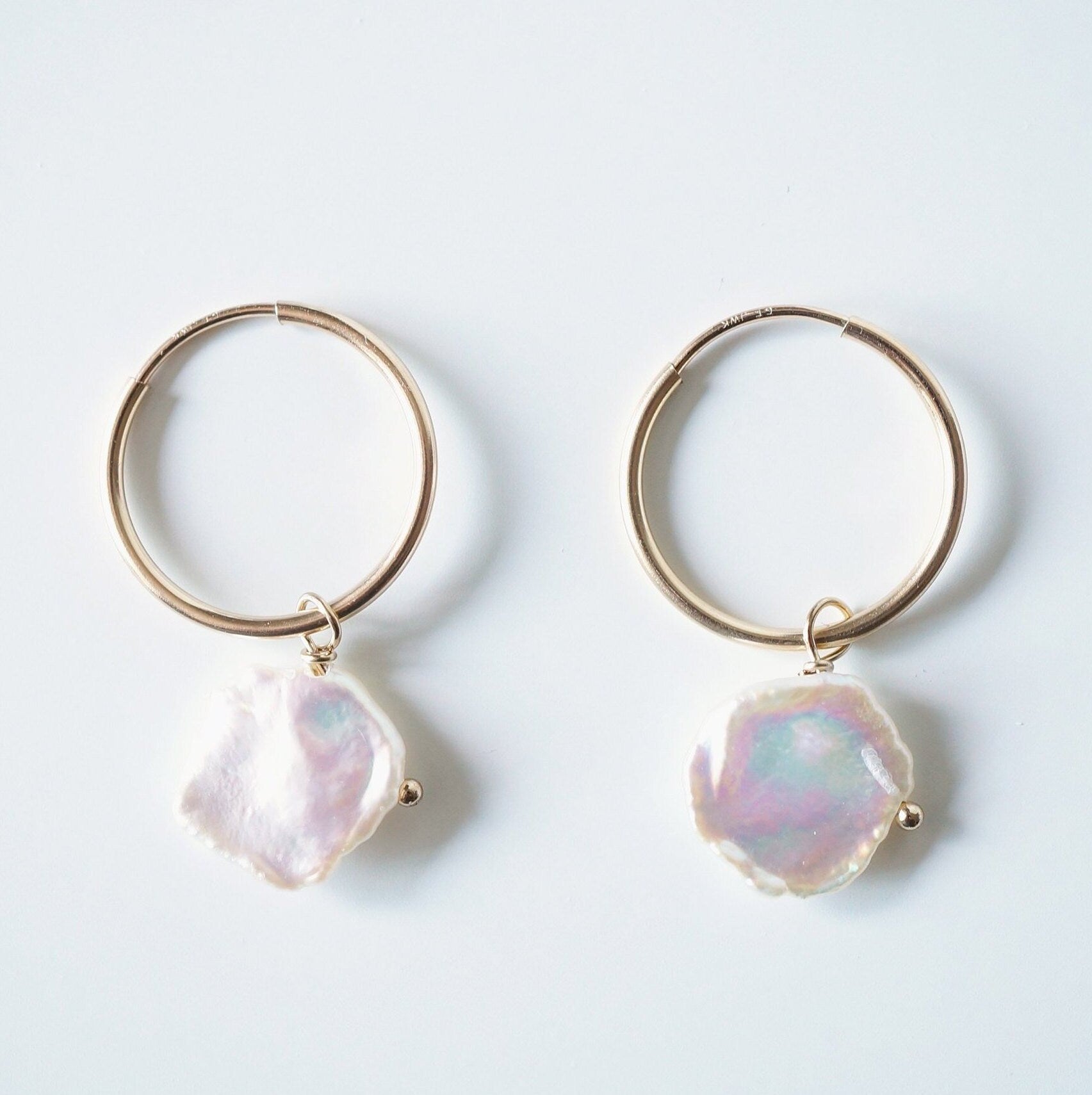 Keshi Pearl Gold Hoop Earrings (Perla) // Gifts for her // Handmade earrings // Minimalist jewelry