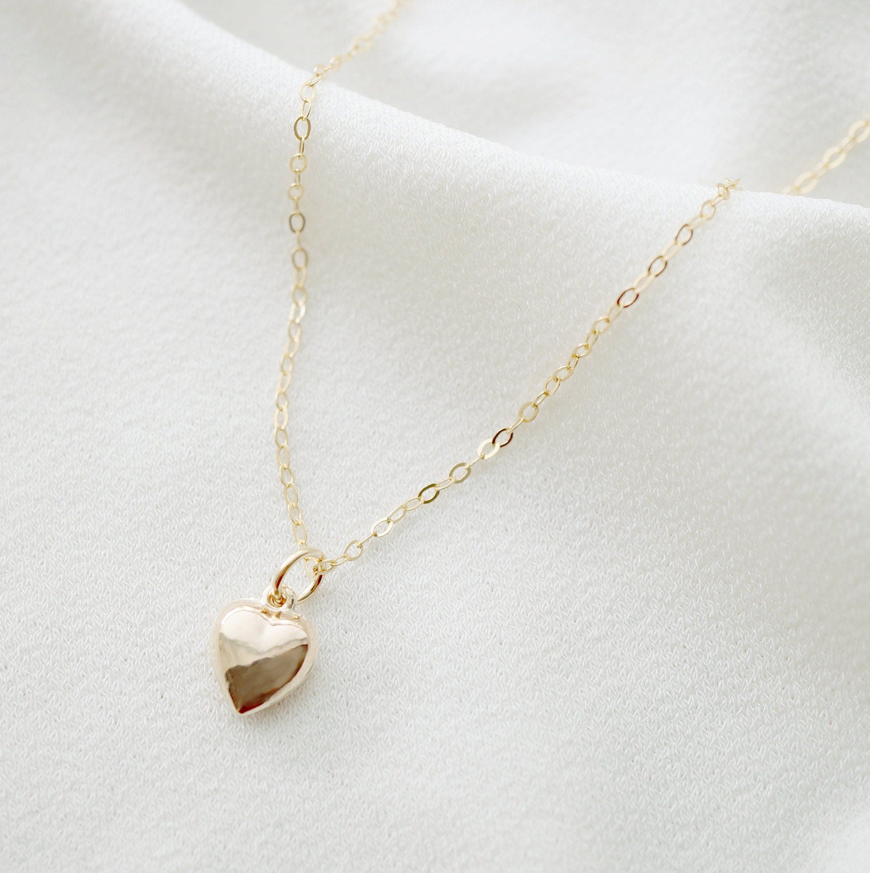 Tiny Gold Heart Necklace (Clementine) // 14K Gold filled // Gift for her // Minimalist jewelry