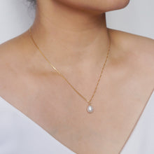 Load image into Gallery viewer, Baroque Pearl Gold Necklace (Estelle) // 14K Gold filled Necklace // Bridal jewelry // Handmade jewelry // June birthstone