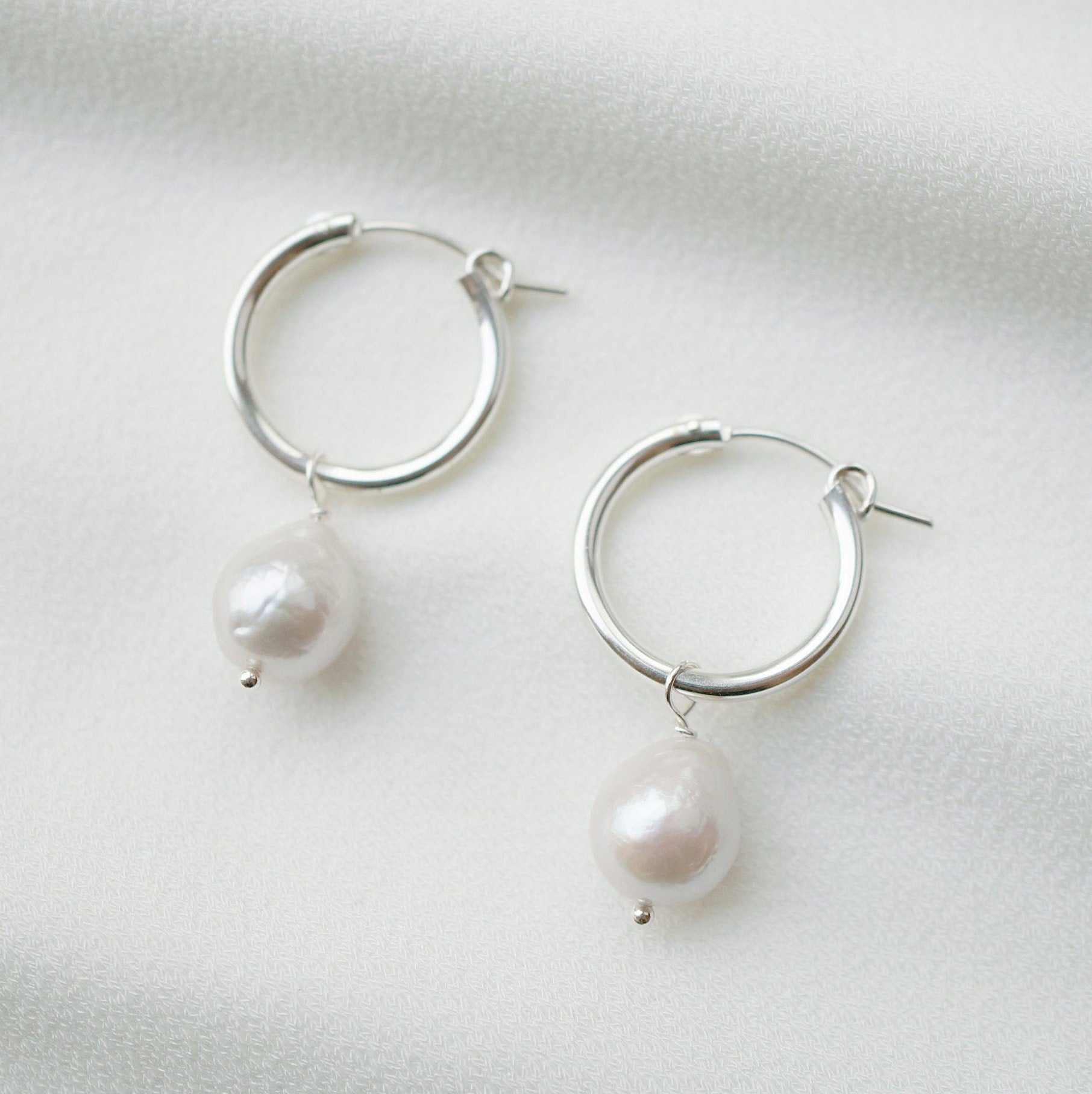 Baroque Pearl Rose Gold Hoop Earrings (Claudette) // Bridal earrings // Handmade earrings // Wedding jewelry