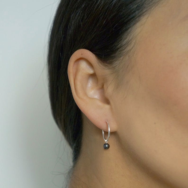 Black Peacock Purple Pearl Small Sterling Silver Hoop Earrings (Veneta) // Gifts for her // Handmade earrings // Minimalist jewelry