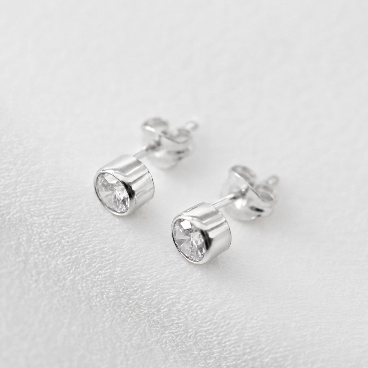 Glace Crystal Stud Earrings