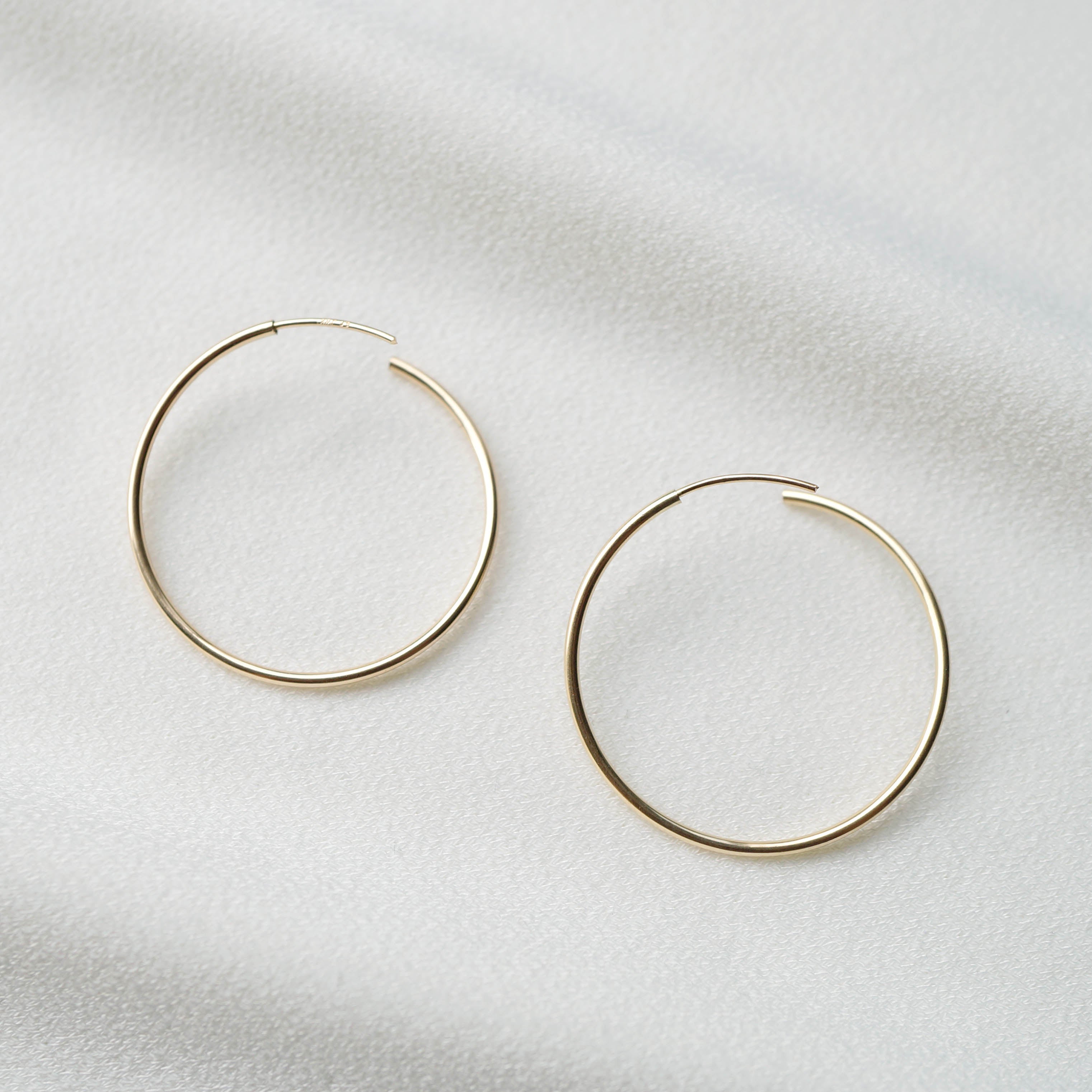 Miro Everyday Medium Hoop Earrings