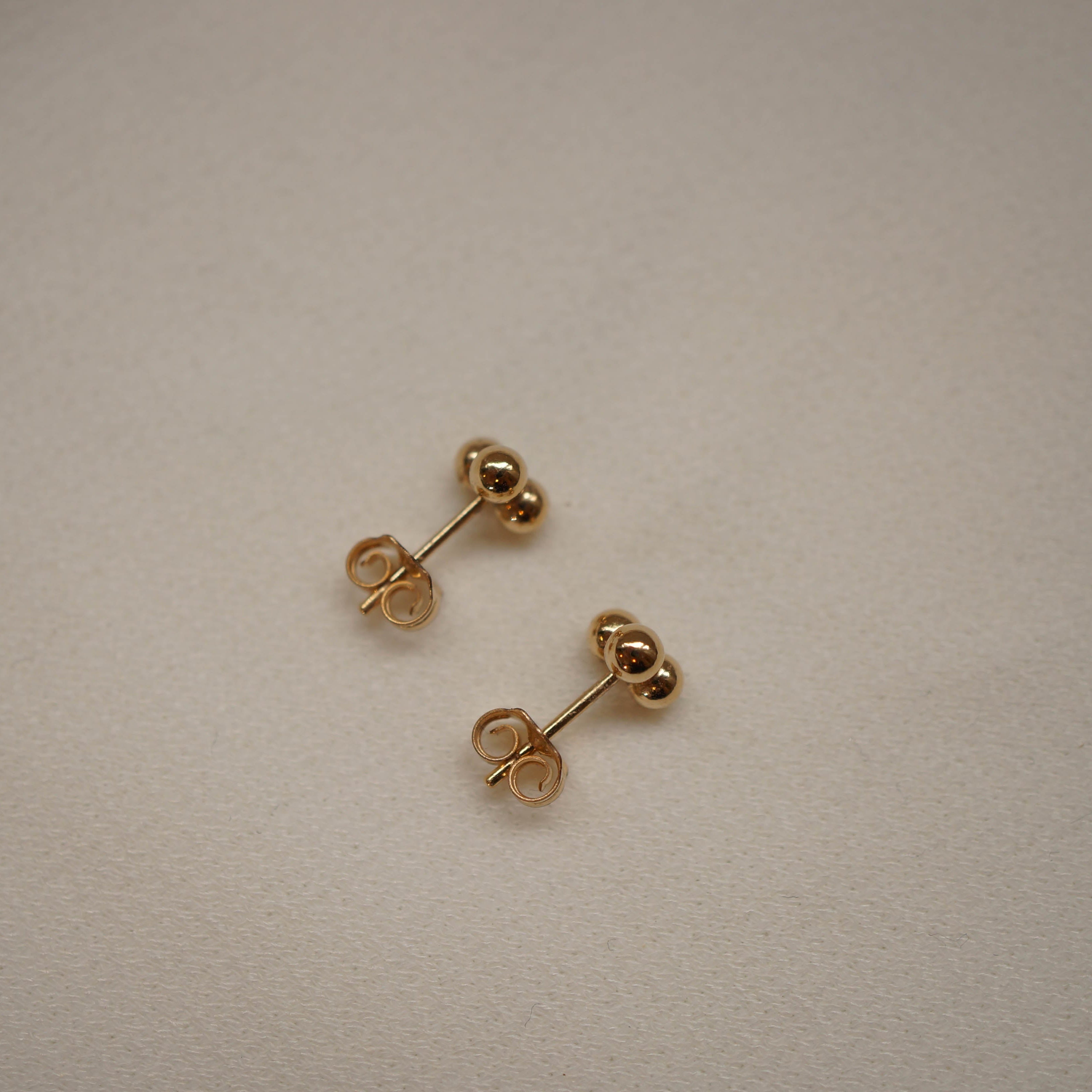 Luce Trio Sphere Stud Earrings