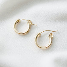 Load image into Gallery viewer, Petite Rose Gold Hoop Earrings (Verra)