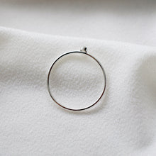 Load image into Gallery viewer, Sterling Silver Petite Bijou Ring (Paulette)
