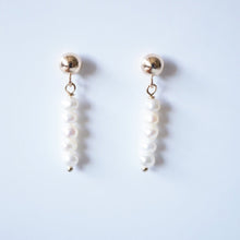 Load image into Gallery viewer, Tiny Pearl Gold Stud Earrings (Gisela) 