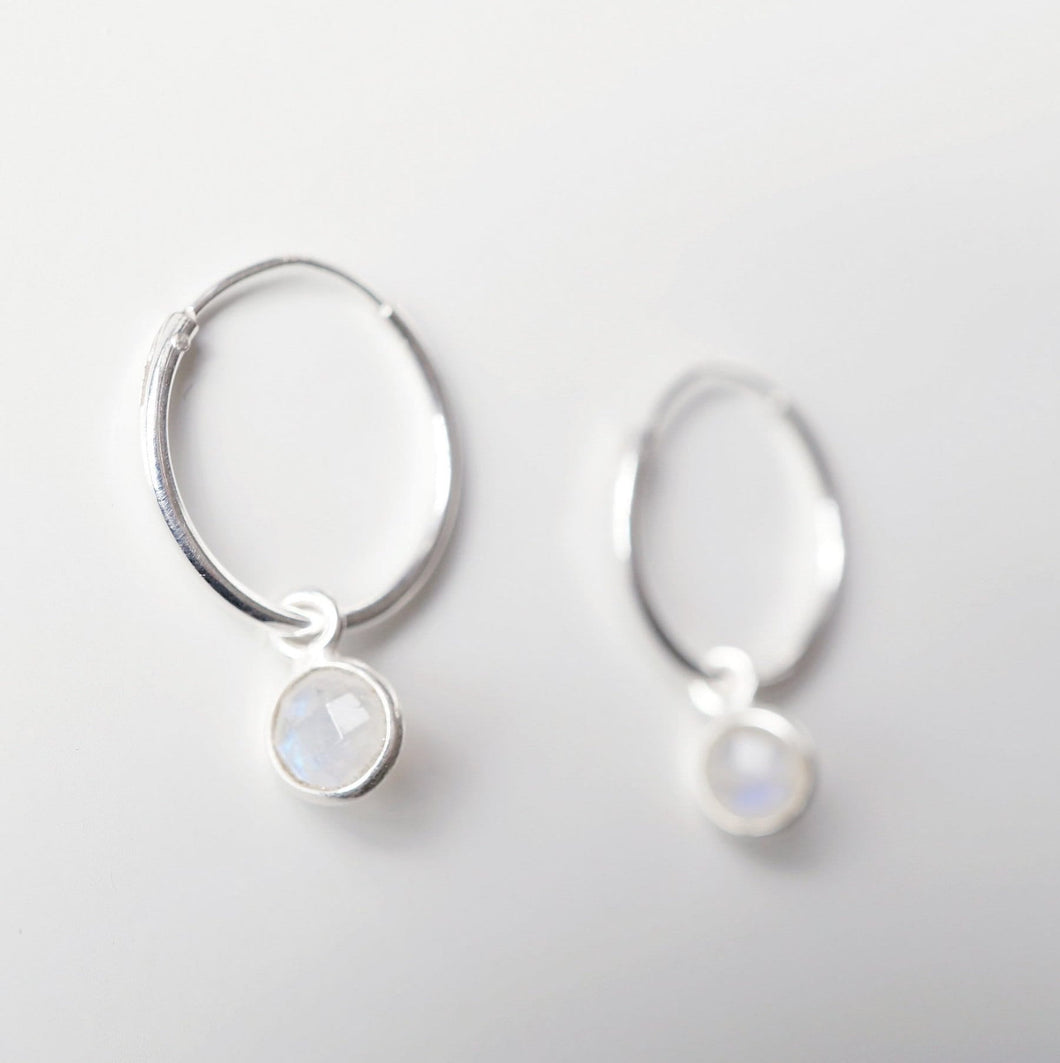 Peridot gemstones on Silver Hoop Earrings (Valais) // Gifts for her // Minimalist jewelry