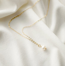 Load image into Gallery viewer, Cream Pearl on 14K Gold fill Necklace (Mona) // Gift for her // Bridal Jewelry // June birthstone
