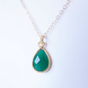 Green Onyx Teardrop Gold Necklace (Toma) // Gift for her // Minimalist jewellery //