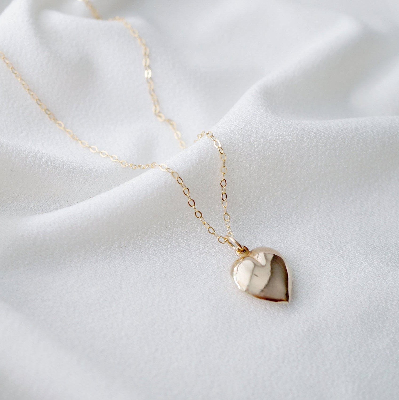 Silver Heart Necklace (Calan) // Silver Heart Pendant // Gift for her // Minimalist jewelry