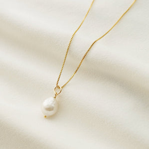 Baroque Pearl Gold Necklace (Estelle) // 14K Gold filled Necklace // Bridal jewelry // Handmade jewelry // June birthstone