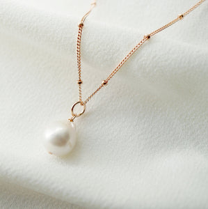 Baroque Pearl Rose Gold Necklace (Estelle) // 14K Rose Gold filled Necklace // Bridal jewelry // Handmade jewelry // June birthstone