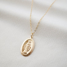 Load image into Gallery viewer, Blessed Mother Virgin Mary Gold Coin Medallion Necklace (Mary Centro) // 14K Gold filled // Gold Coin Jewelry // Religious Jewelry