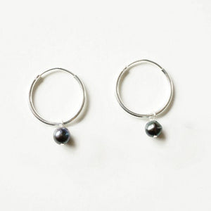 Black Peacock Purple Pearl Small Sterling Silver Hoop Earrings (Veneta) // Gifts for her // Handmade earrings // Minimalist jewelry
