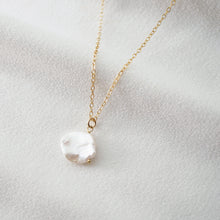 Load image into Gallery viewer, Keshi Pearl Gold Necklace (Pacey) // Rose Gold and Silver // Bridal jewelry // Handmade jewelry // June birthstone